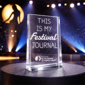 trophée en verre rectangulaire vertical gravé