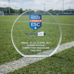 Trophée en verre rond avec méplat gravé au laser et imprimé