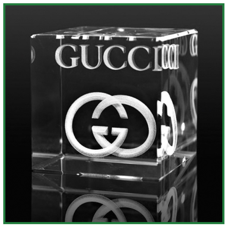 Bloc de verre cube avec gravure laser 3D