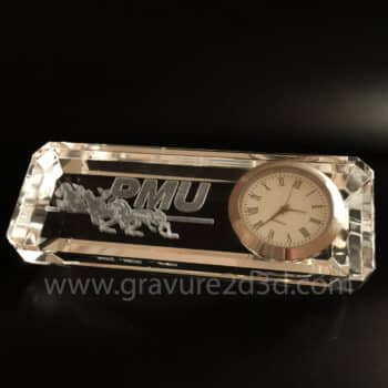 horloge en verre gravé
