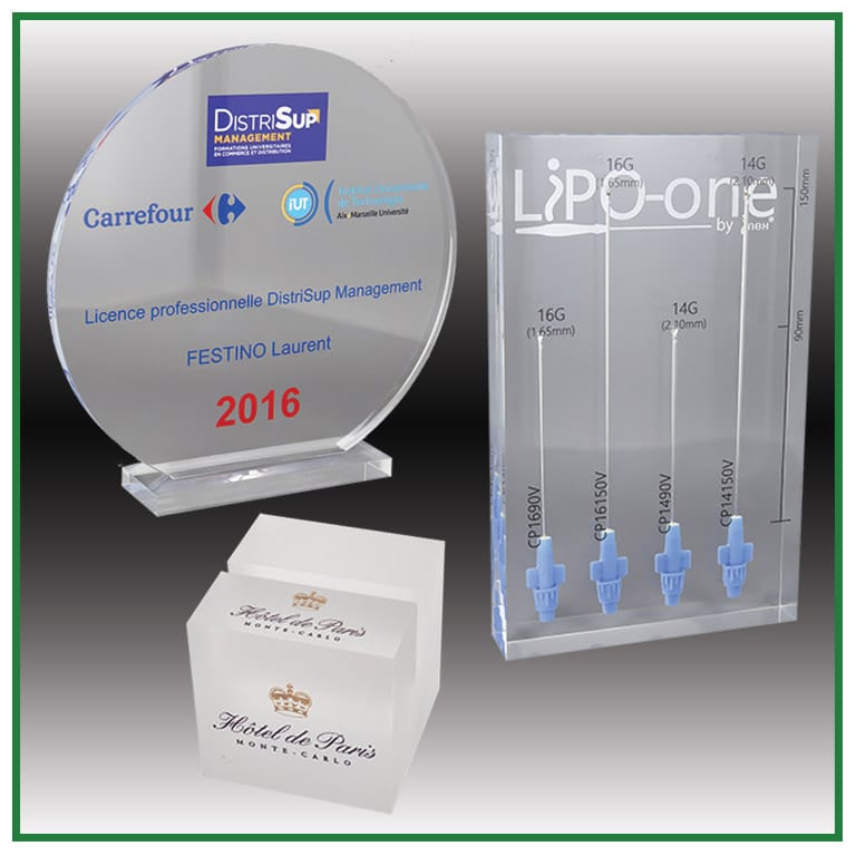 Trophées et accessoires personnalisés en plexi