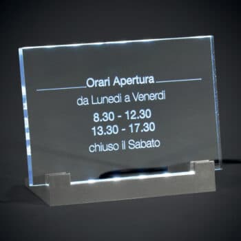 Plaques de signalétique gravées ou imprimées - plaque en verre lumineuse personnalisable