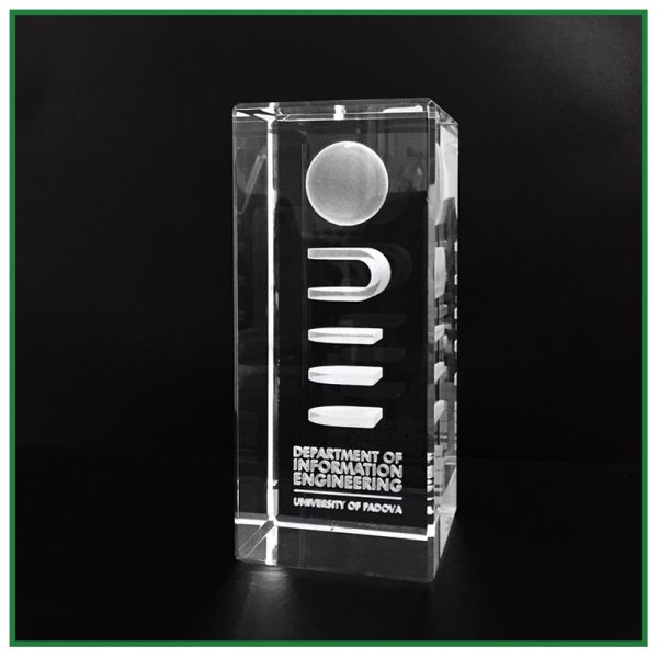 Trophée verre personnalisé colonne