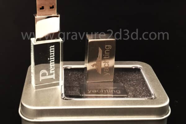 Clé USB en verre zt acier avec personnalisation par gravure laser