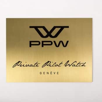 Plaques de signalétique gravées ou imprimées - plaque murale laiton personnalisable