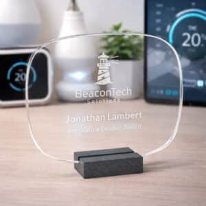 Plaque plexiglas personnalisée arrondie gravée