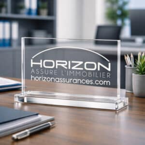 Plaque plexiglas rectangulaire horizontale sur socle