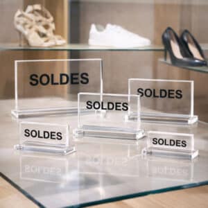 Plaque plexiglas rectangulaire horizontale sur socle