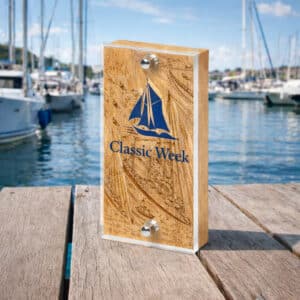 Trophée bois plexi personnalisable