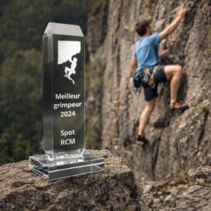 Trophée en verre sur socle César gravé