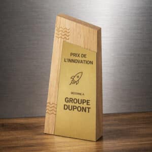 Trophée vertical bois métal personnalisé