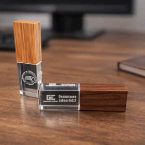 Clés USB verre bois personnalisée gravée