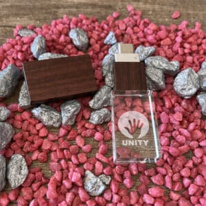 Clés USB verre bois personnalisée gravée