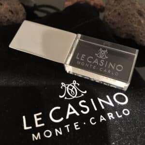 Clé USB en verre personnalisée gravée