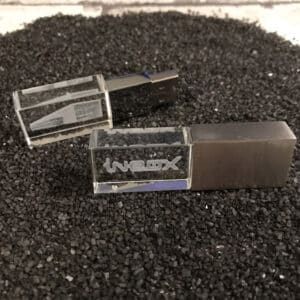 Clé USB en verre personnalisée gravée