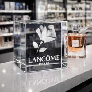 Cube de verre personnalisé gravé