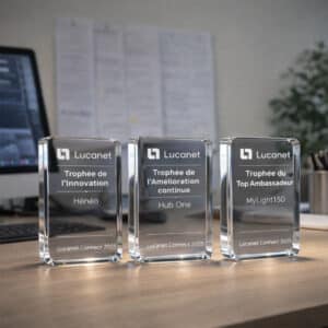 Plaque en verre personnalisée par gravure laser