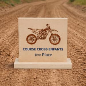 Trophée bois carré personnalisable sur socle