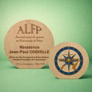 Trophées en bois personnalisés