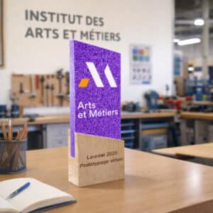 Trophée bois acrylique oblique personnalisable, couleur et gravure laser